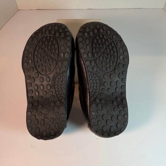 Children’s Place Black Slip-On Loafers – Toddler Size 8 – Non-Marking Soles - Picture 3 of 4